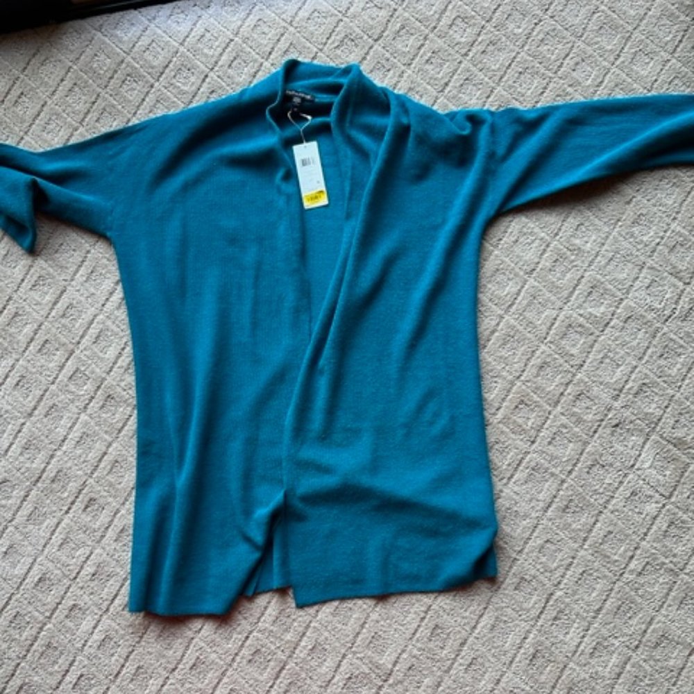 Eileen Fisher Sweater- new w tag- s/p fits med or even large